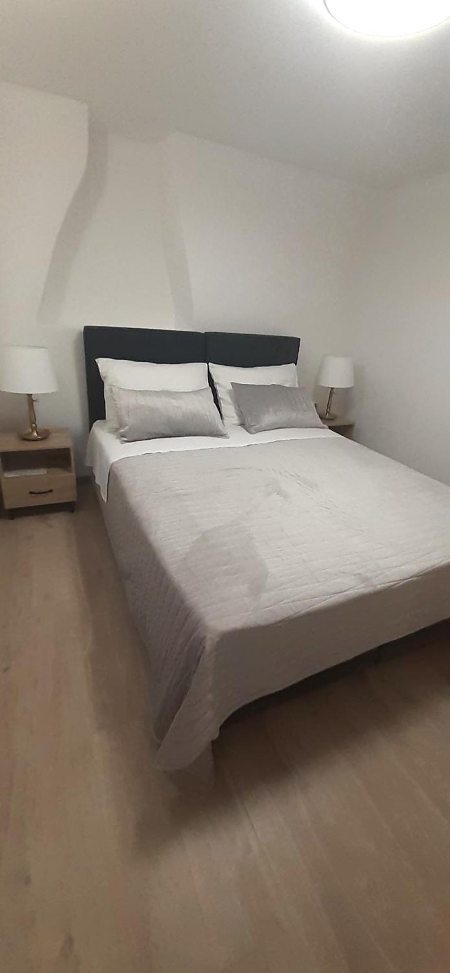 Old Town Lux Lägenhet Baška Exteriör bild